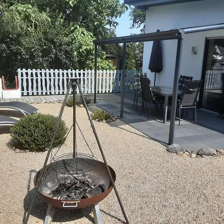 Holiday home Am Apfelbaum Andernach