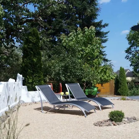 Holiday home Am Apfelbaum