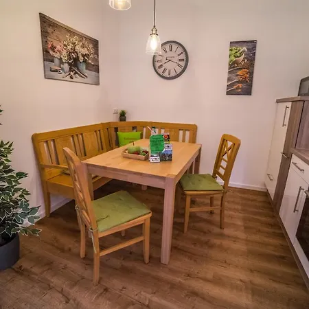 Am Apfelbaum Andernach